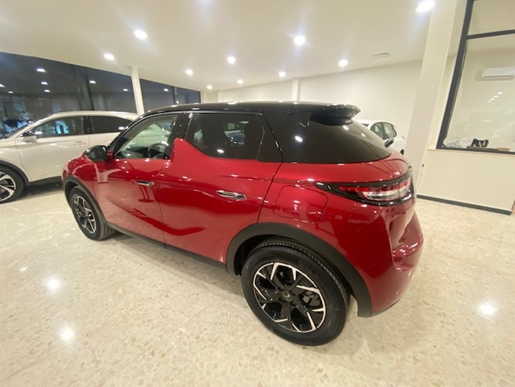 DS Automobiles DS 3 Crossback So Chic Blue hdi  foto 4