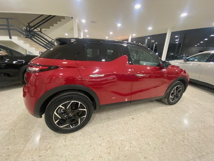 DS Automobiles DS 3 Crossback So Chic Blue hdi  foto 5