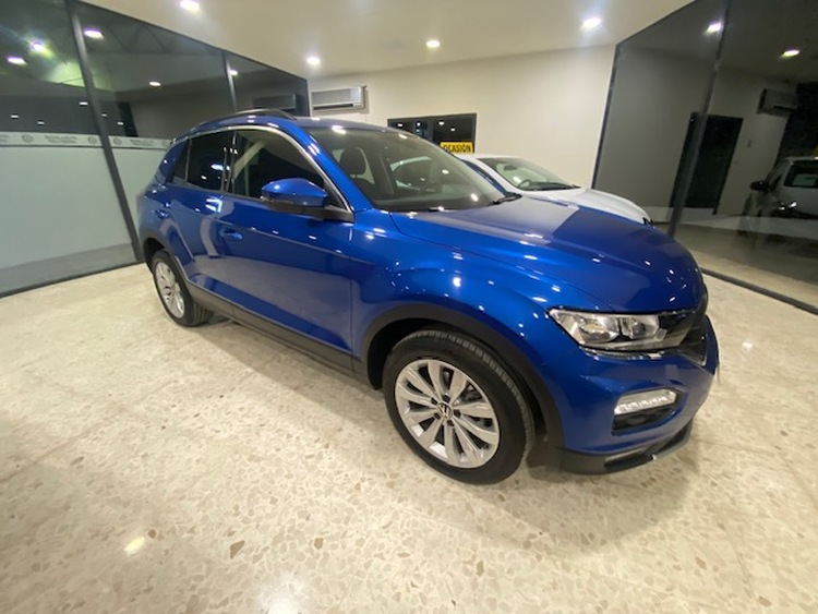 Volkswagen T-Roc ADVANCE foto 2