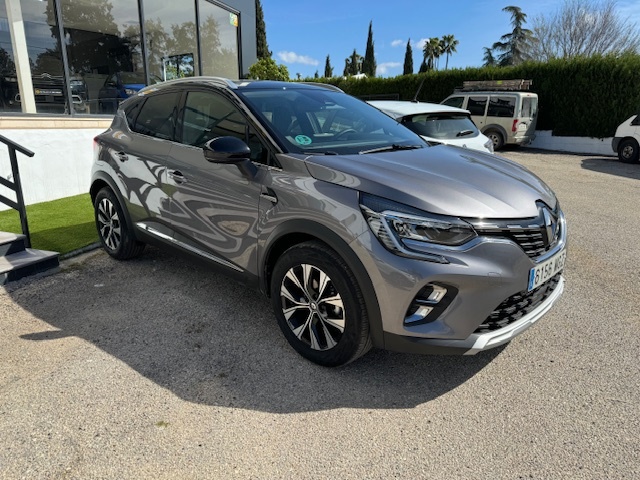 Renault Captur Techno tce MILD HYBRID  foto 2