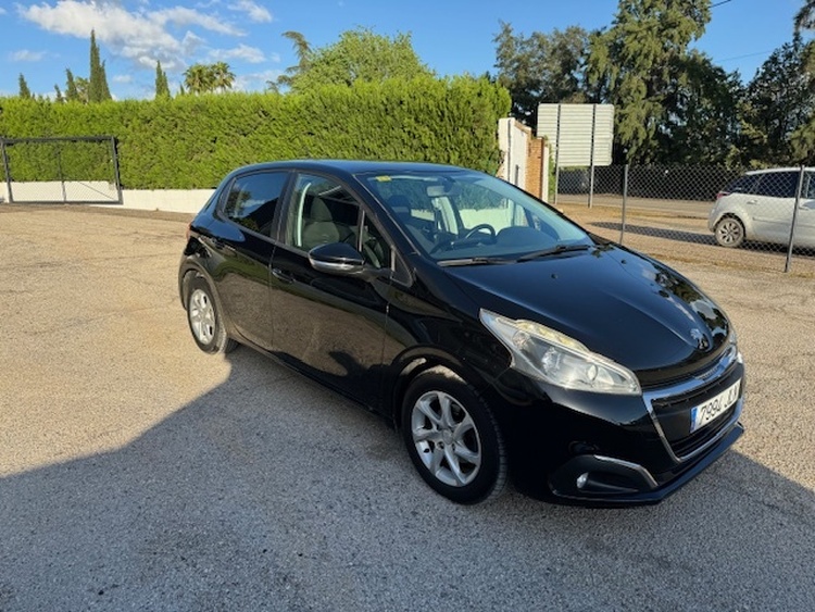 Peugeot 208 1.6 BlueHDi ACTIVE 100CV foto 3