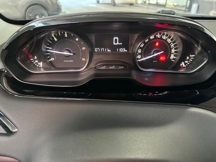 Peugeot 208 1.6 BlueHDi ACTIVE 100CV foto 9