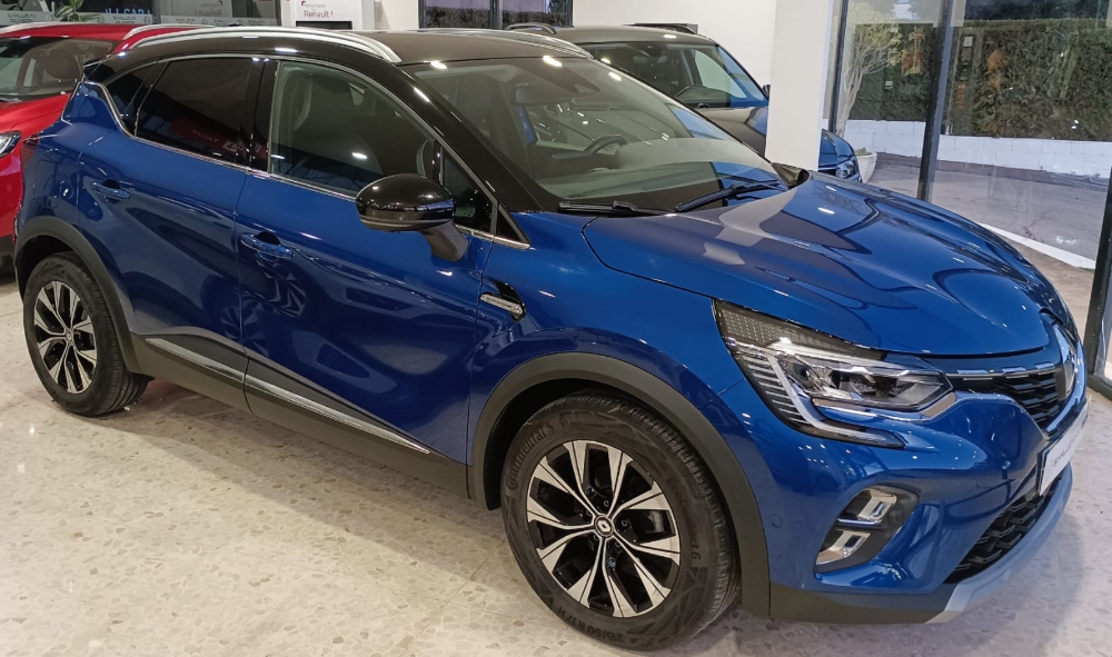 Renault Captur II Techno miniatura 2