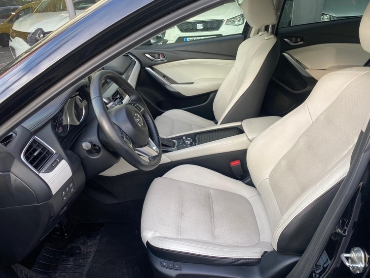 Mazda 6 Luxury foto 9