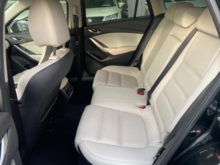 Mazda 6 Luxury foto 10