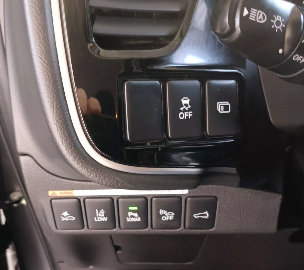 Mitsubishi Outlander PHEV Motion 4WD miniatura 19