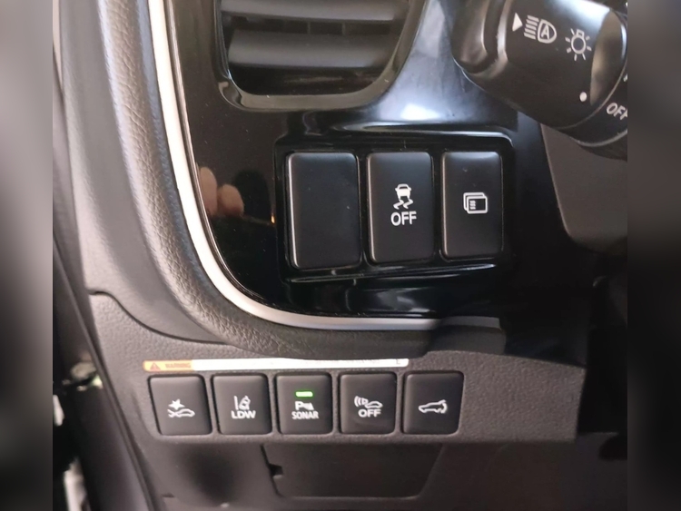 Mitsubishi Outlander PHEV Motion 4WD foto 14