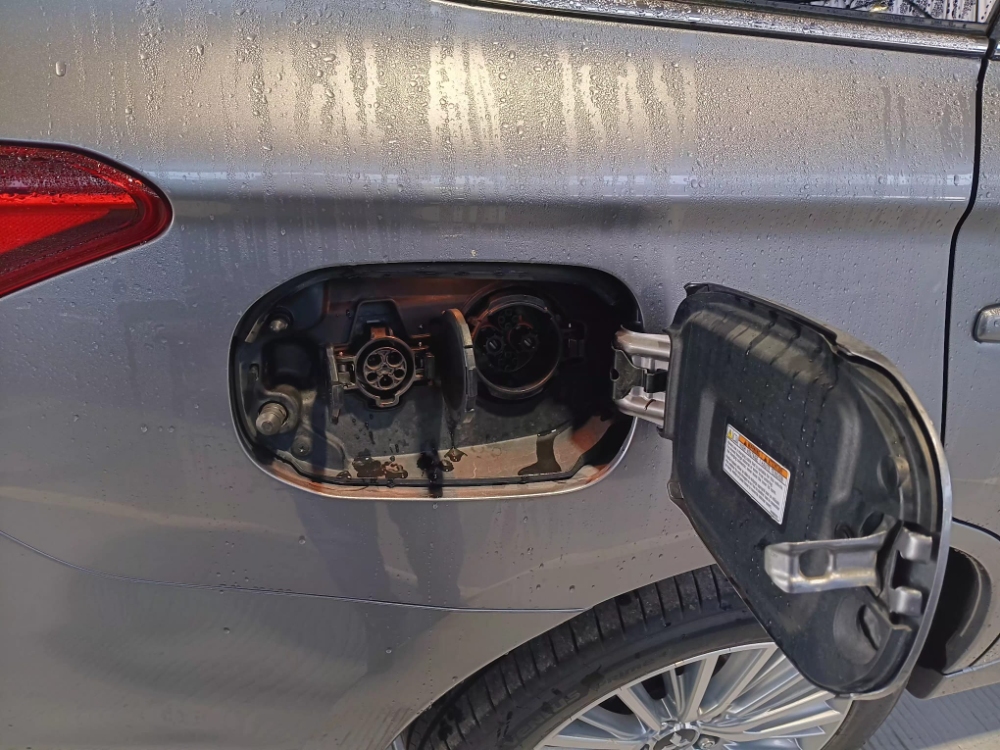 Mitsubishi Outlander PHEV Motion 4WD foto 10