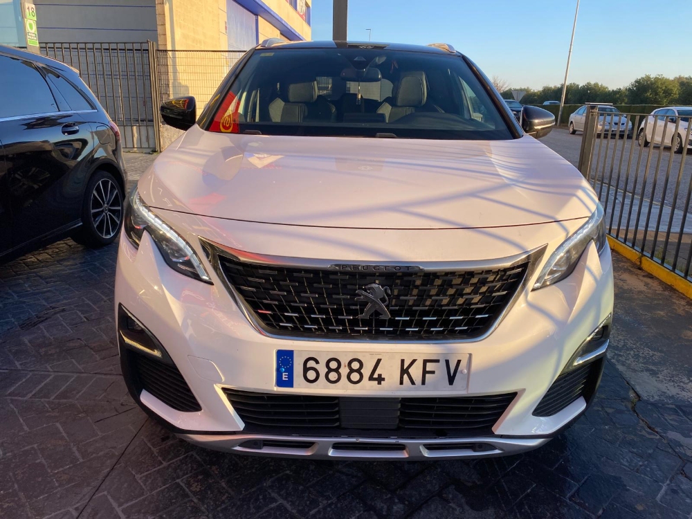 Peugeot 5008 GT Line foto 2