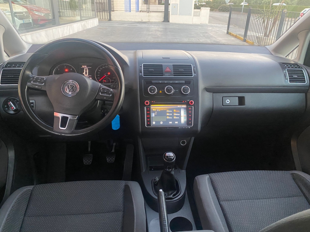 Volkswagen Touran Advance miniatura 8