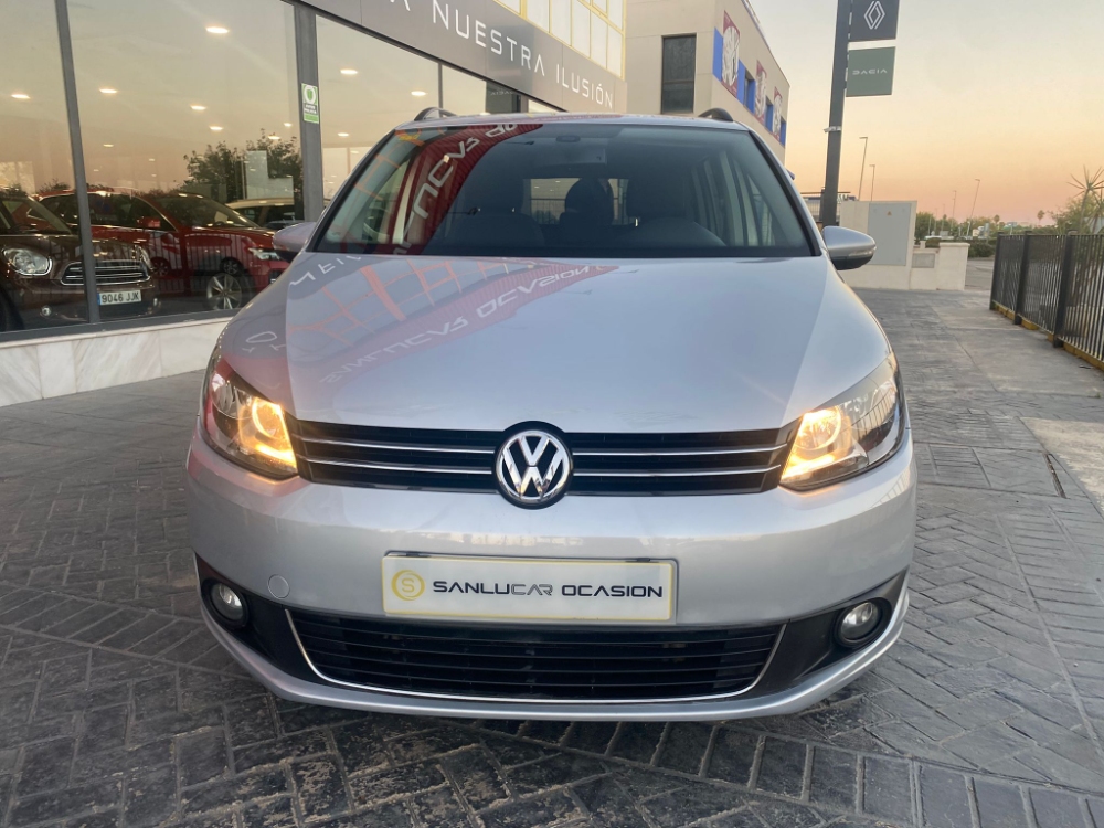 Volkswagen Touran Advance foto 3