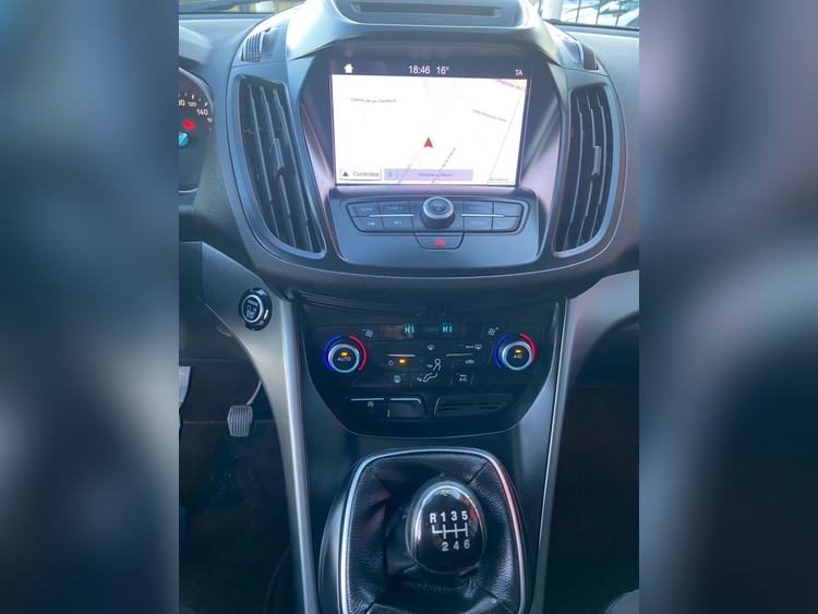 FORD KUGA CONCEPT foto 9