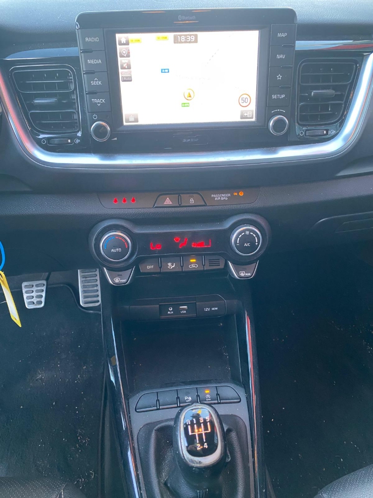 Kia Stonic Black Edition miniatura 11