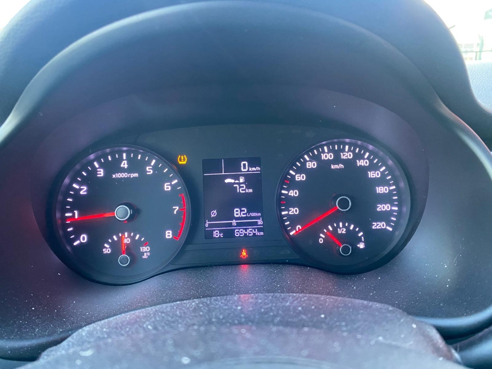 Kia Stonic Black Edition foto 10