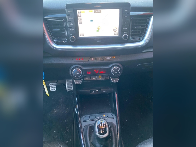 Kia Stonic Black Edition foto 10