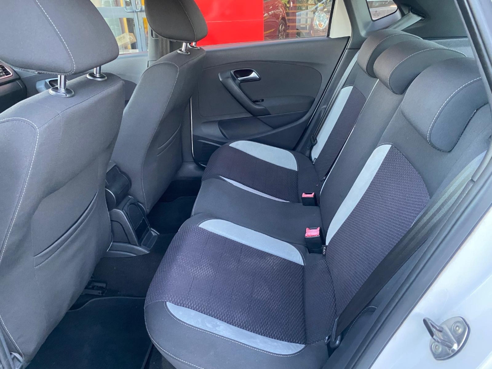 Volkswagen Polo Sport by R-Line foto 9