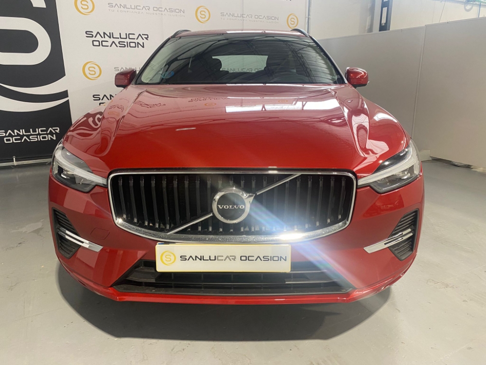 Volvo XC60 Core 2WD miniatura 3