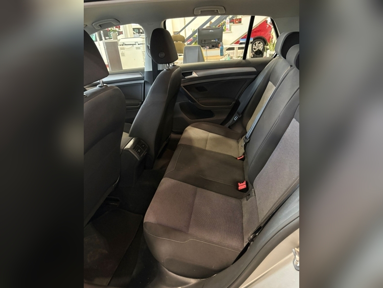 Volkswagen Golf VII Special Edition BluemotionTech foto 10