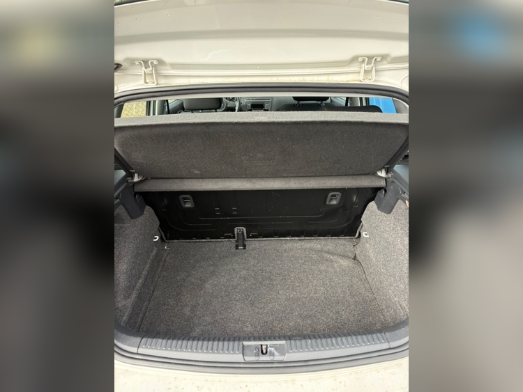 Volkswagen Polo Advance foto 7