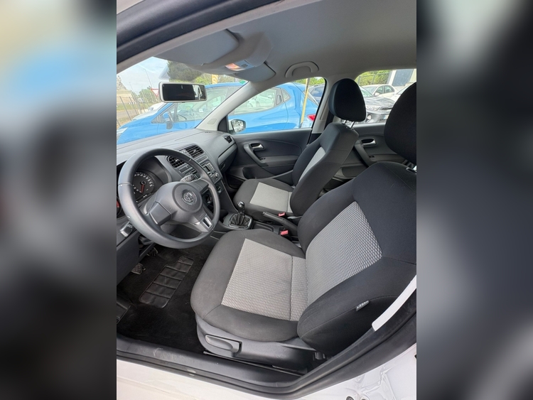 Volkswagen Polo Advance foto 8