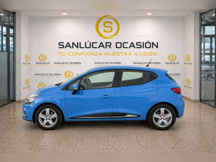 RENAULT CLIO AUTHENTIC foto 4