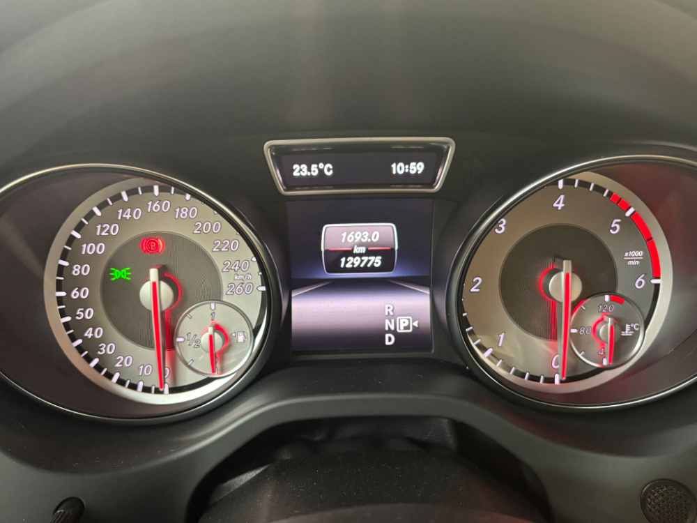 Mercedes-Benz Clase GLA GLA 220 CDI / d (156.903) miniatura 6