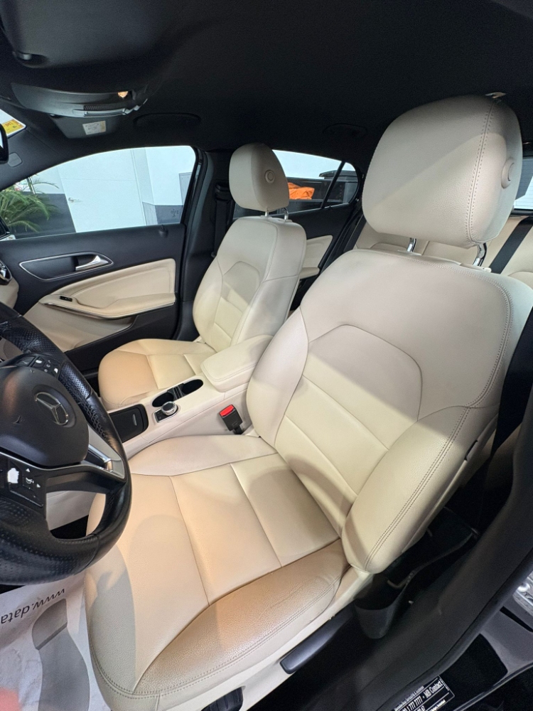 Mercedes-Benz Clase GLA GLA 220 CDI / d (156.903) miniatura 9