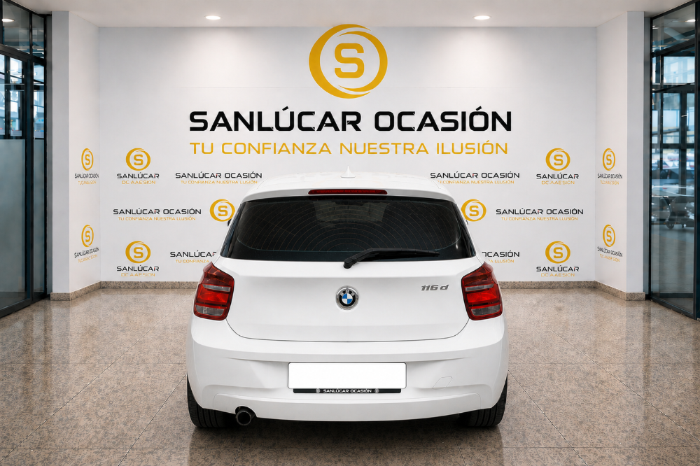 BMW Serie 1 116 d miniatura 3