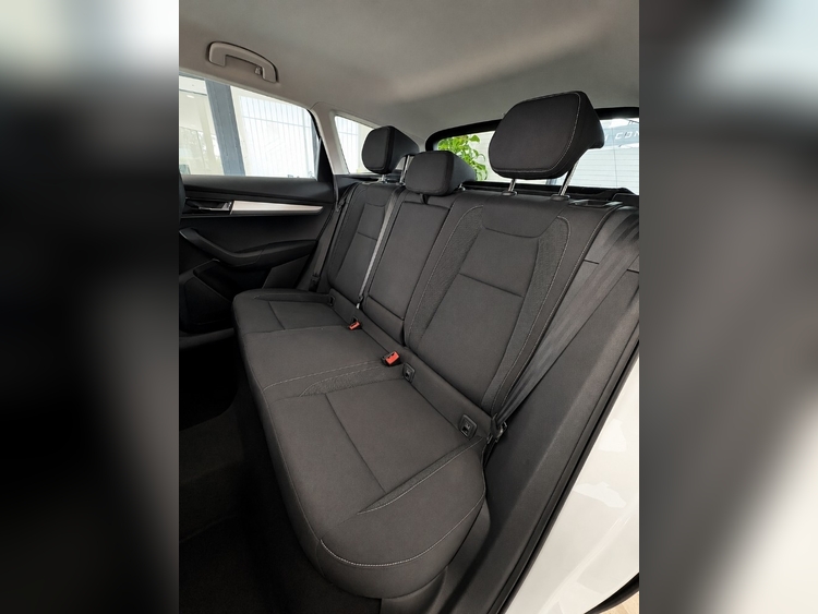 Skoda Karoq Ambition foto 9