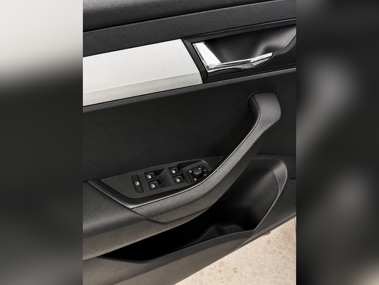 Skoda Karoq Ambition foto 11