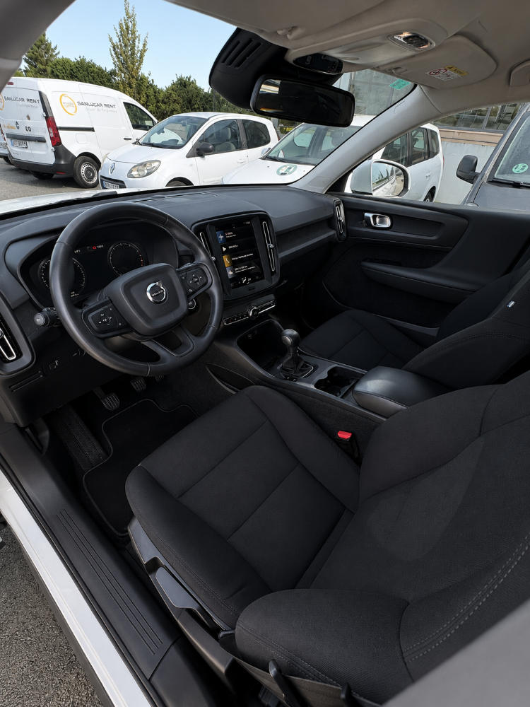 Volvo XC40 Essential 2WD foto 8
