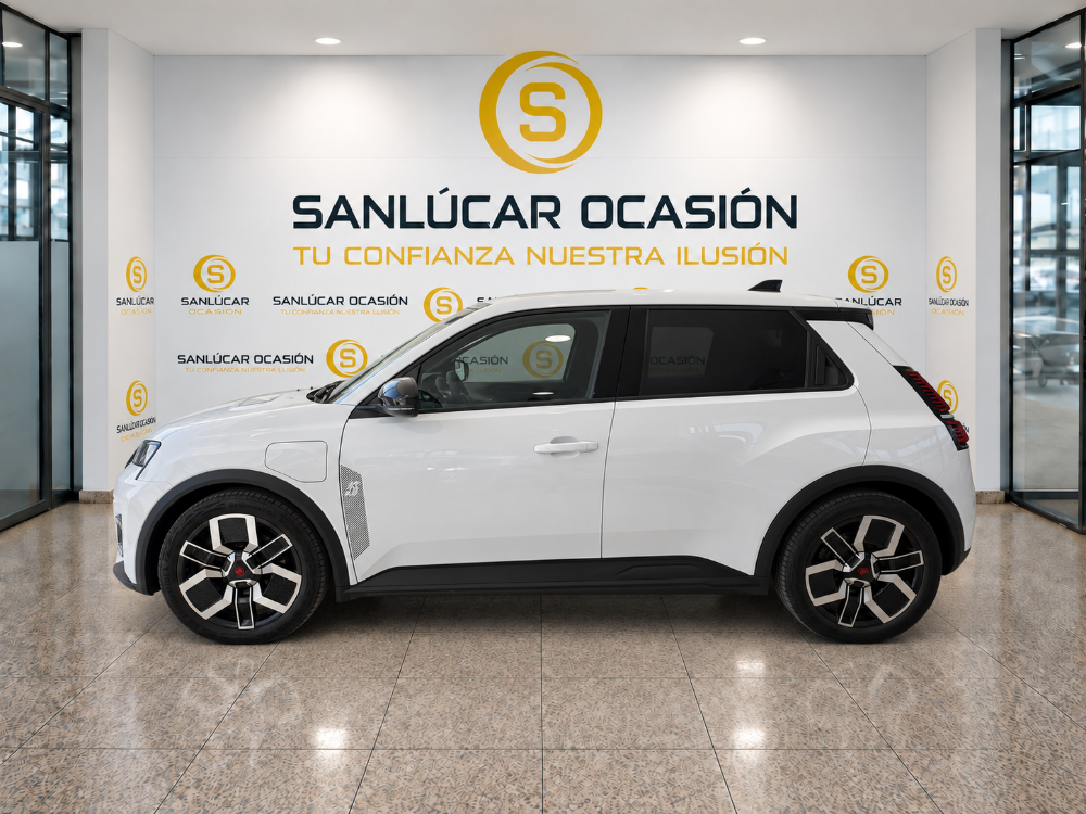 Renault 5 E-Tech 150 autonomía confort Techno miniatura 4